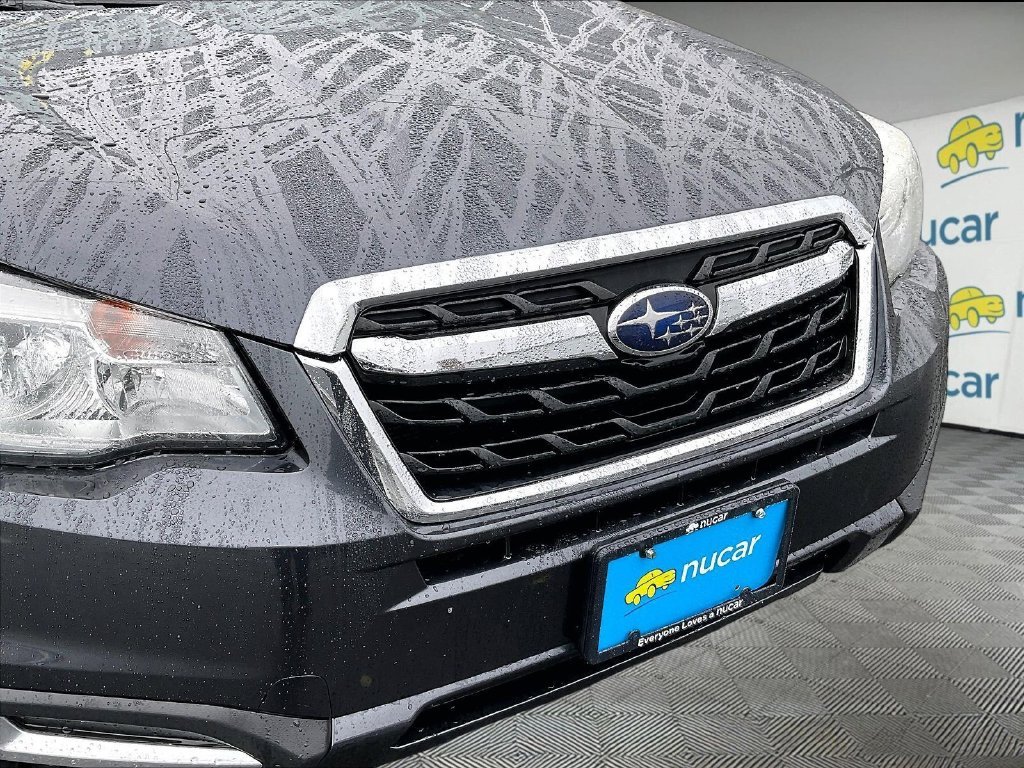 Used 2018 Gray Subaru 2.5i Premium image 30
