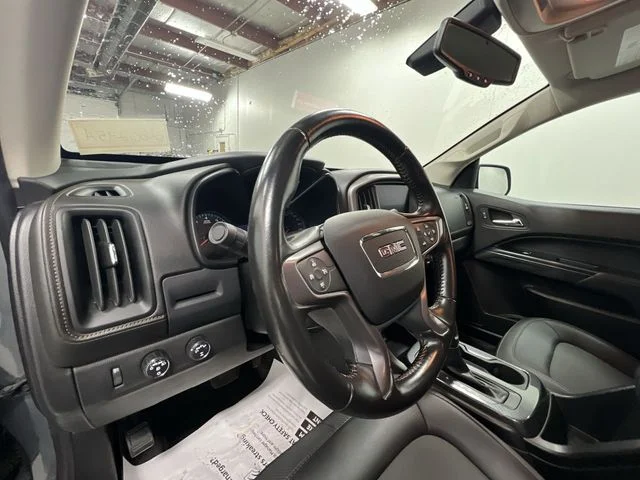 Used 2021 Gray GMC AT4 w/Cloth image 10