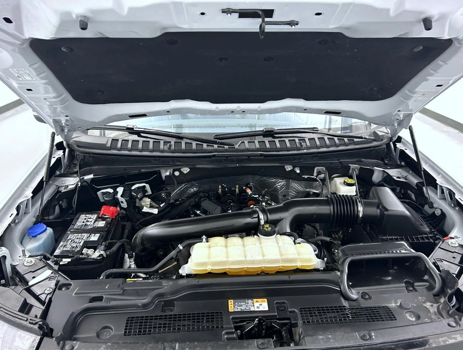 Used 2025 Silver Ford Active image 26