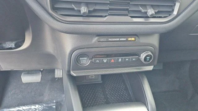 New 2026 Velocity Blue Metallic Ford Outer Banks 4WD image 34