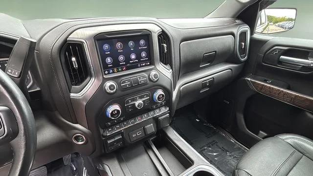 Used 2020 Black GMC Denali image 27