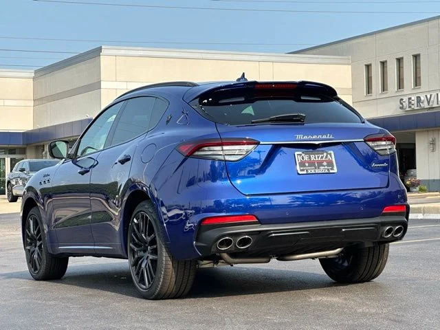 Used 2024 Blue Maserati Modena image 3