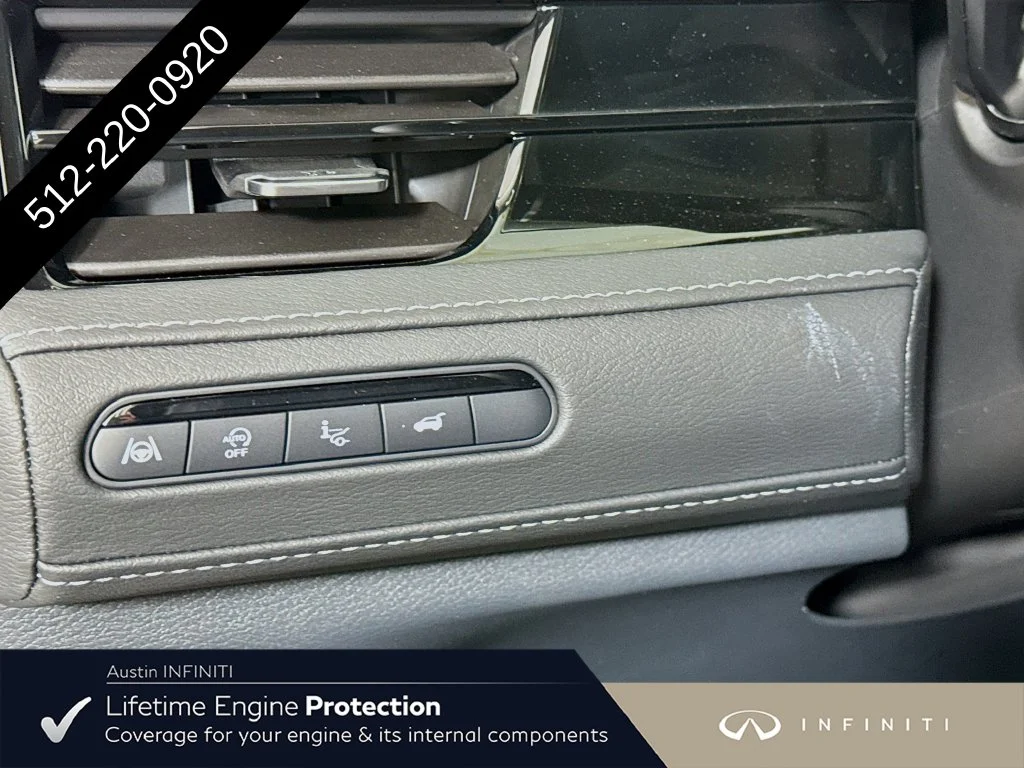 New 2027 Silver INFINITI LUXE image 12