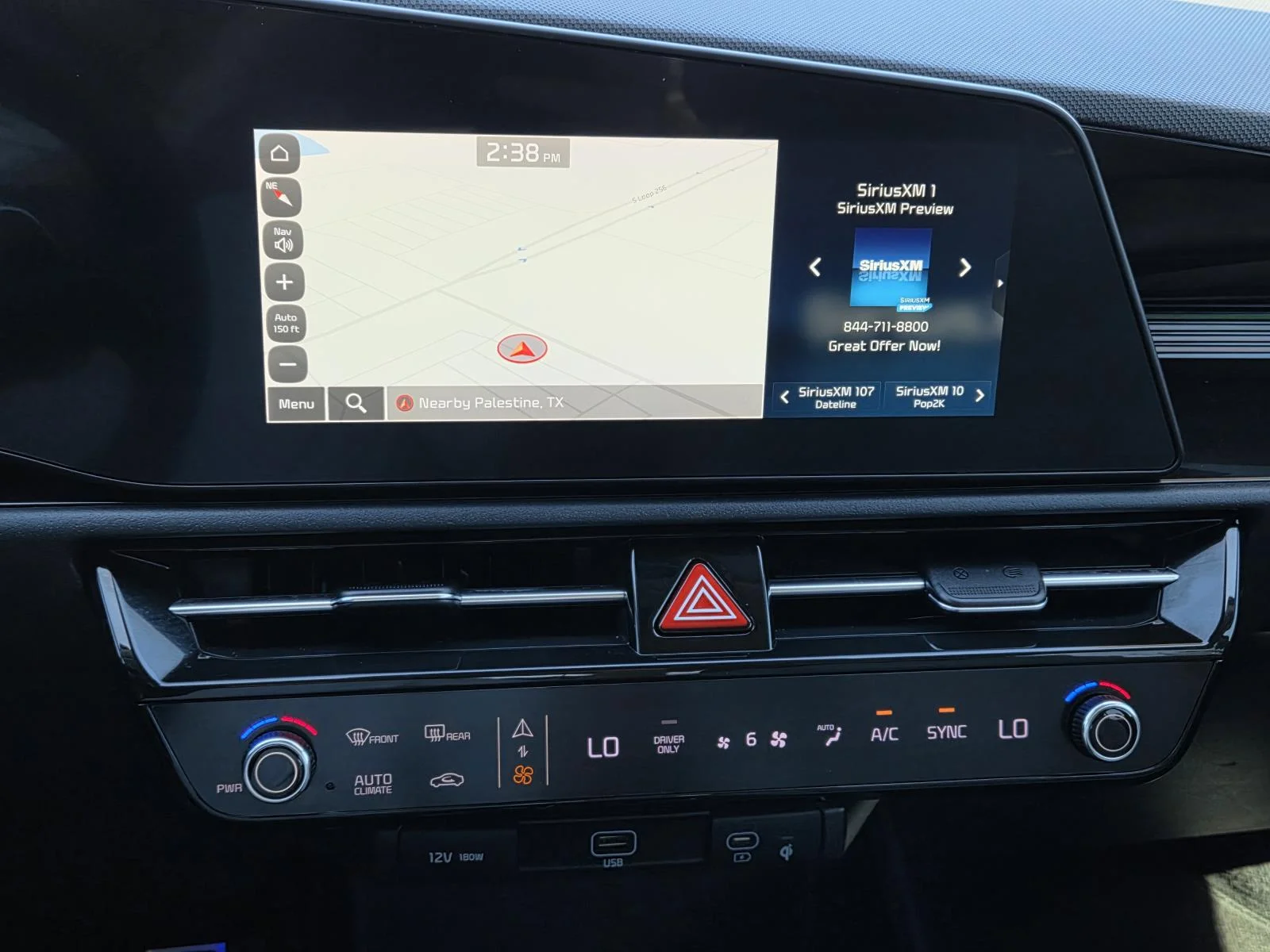 2023 Kia Niro EX Touring - Photo 12