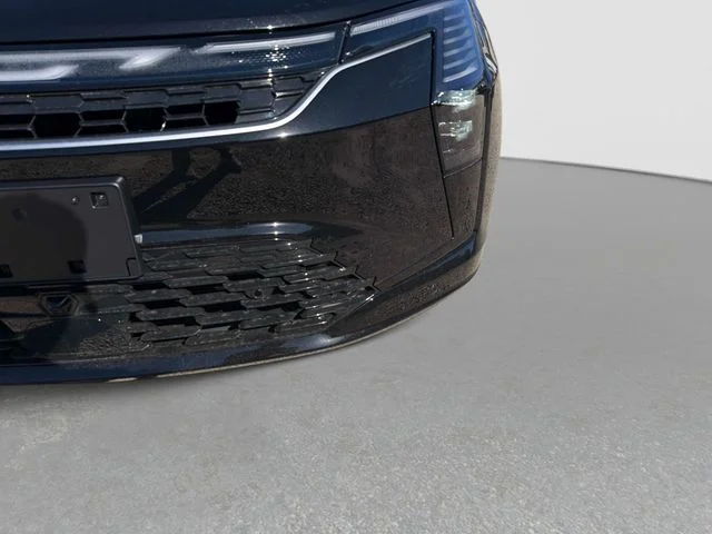 New 2027 Diamond Black Crystal Pearl-Coat Exterior Paint Chrysler Select image 10