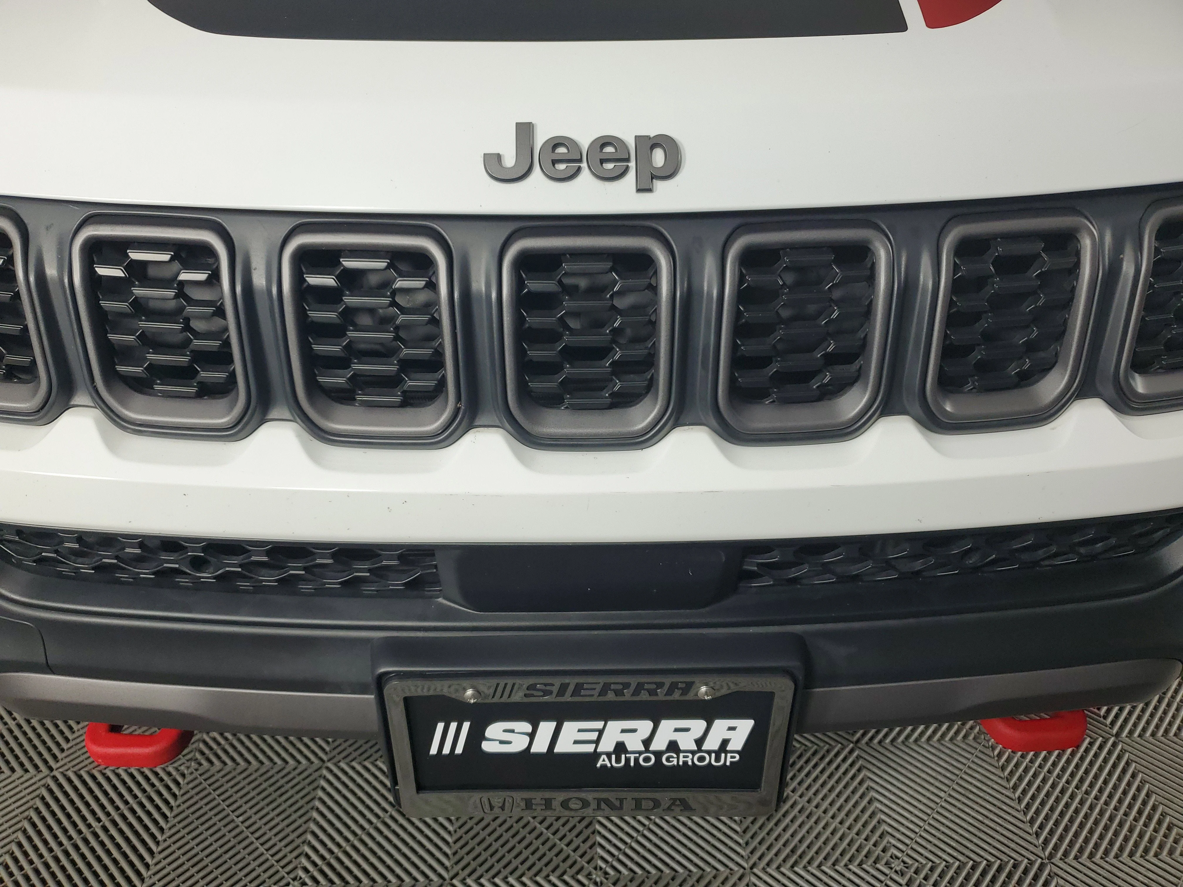 2025 Jeep Compass Trailhawk - Photo 10