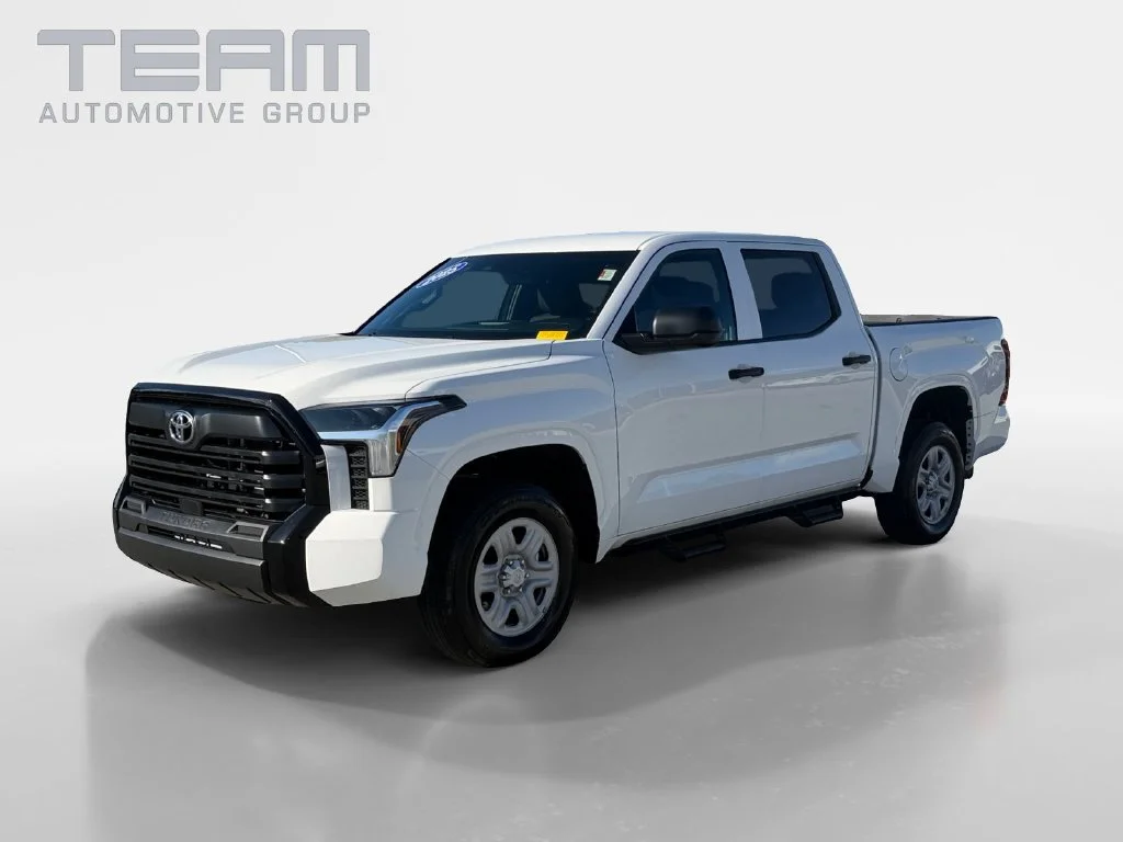 Used 2025 White Toyota SR image 3