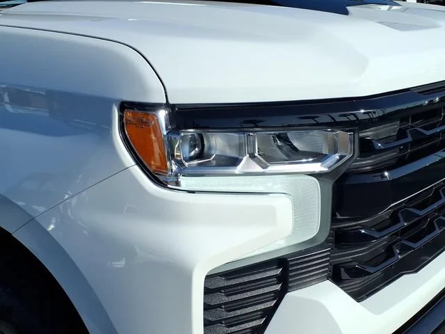 Used 2026 Summit White Chevrolet LT Trail Boss image 2