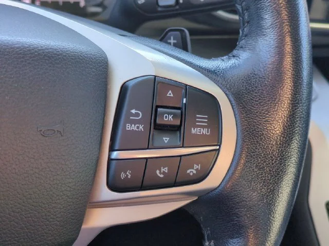 Used 2021 Gray Ford XLT image 17