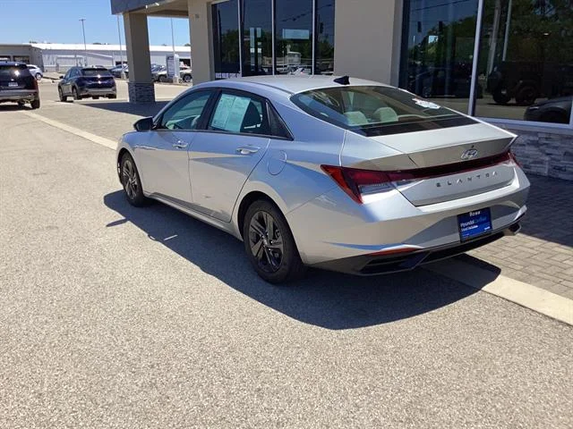 Certified Used 2023 Shimmering Silver Pearl Hyundai SEL image 6
