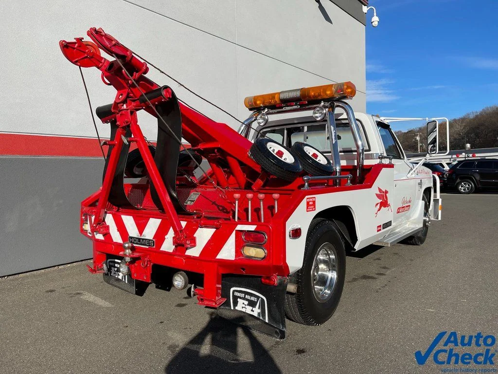 Used 1982 White Chevrolet  image 10