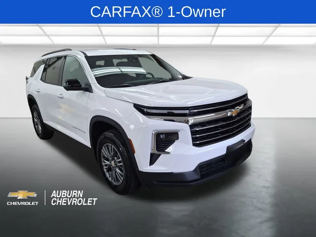 2025 Chevrolet Traverse LT