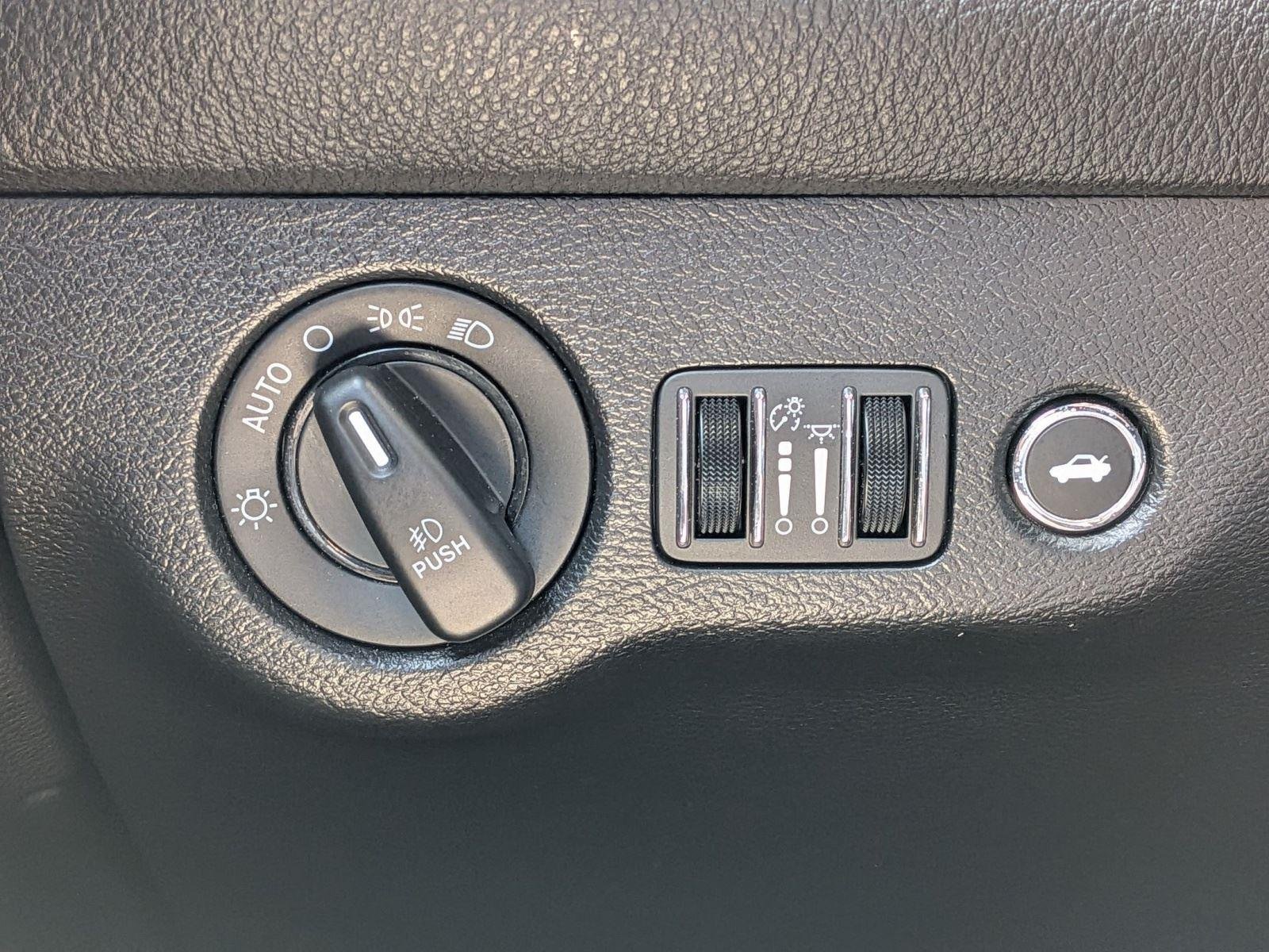 Used 2022 Frostbite Dodge R/T Scat Pack image 18