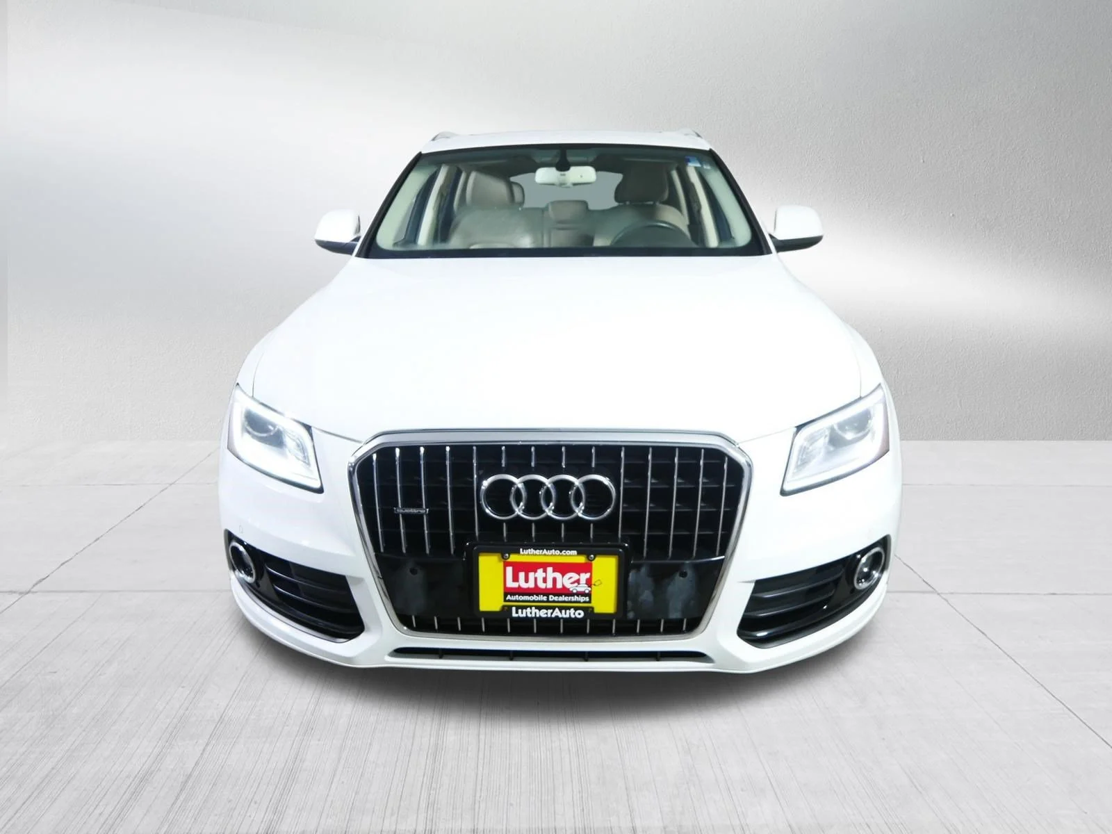 Used 2014 Audi Q5 Premium with VIN WA1LFBFP7EA089489 for sale in Minneapolis, MN