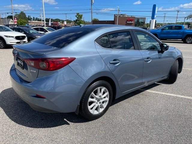 Used 2014 Blue Reflex Mica Mazda i Grand Touring image 7
