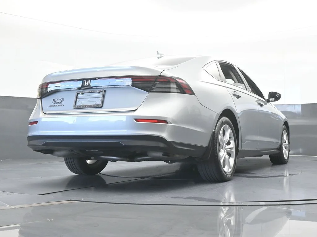 Used 2024 Silver Honda LX image 55