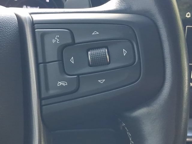 Used 2024 White Frost Tricoat GMC Denali Ultimate image 13