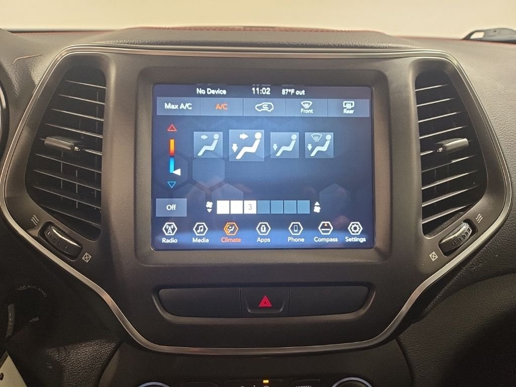 2020 Jeep Cherokee Trailhawk - Photo 15