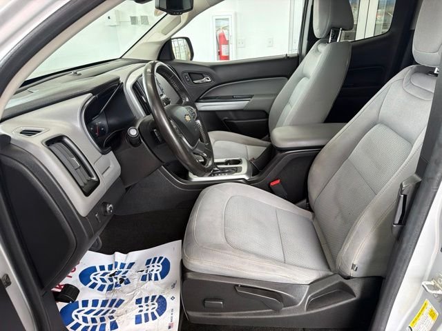 Used 2016 Silver Ice Metallic Chevrolet LT image 15