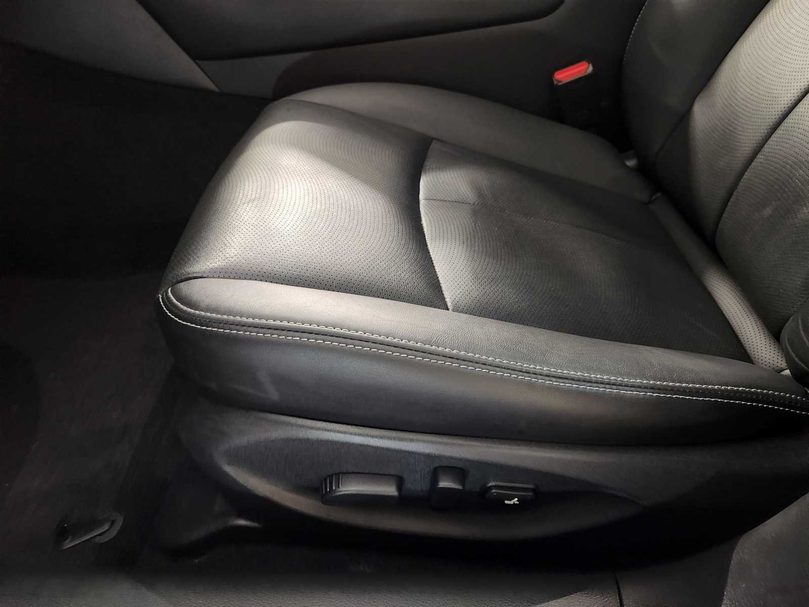 Used 2016 Graphite Shadow INFINITI 3.0t Premium image 22