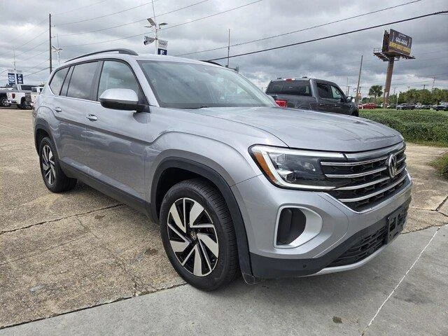 Used 2026 Silver Mist Metallic Volkswagen 2.0T SE w/Technology image 6