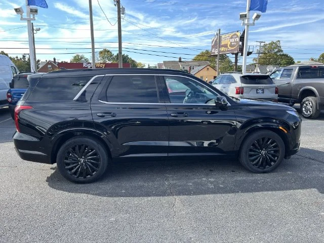 Used 2025 Black Hyundai Calligraphy Night Edition image 18