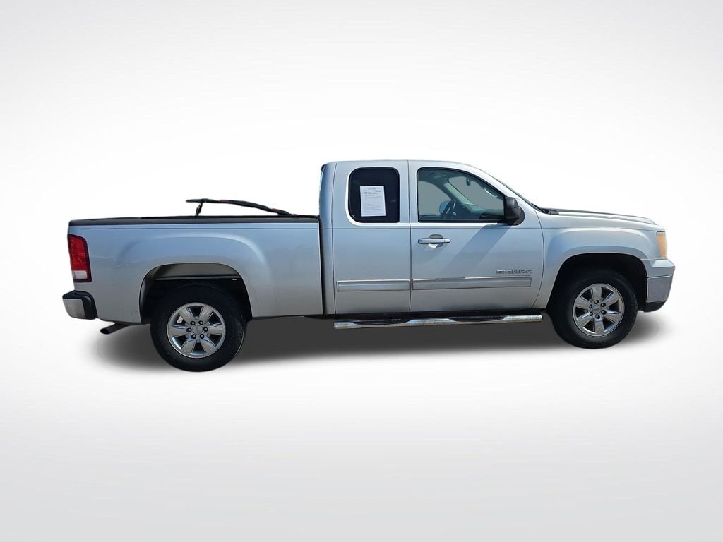 Used 2011 Silver GMC SLT image 7