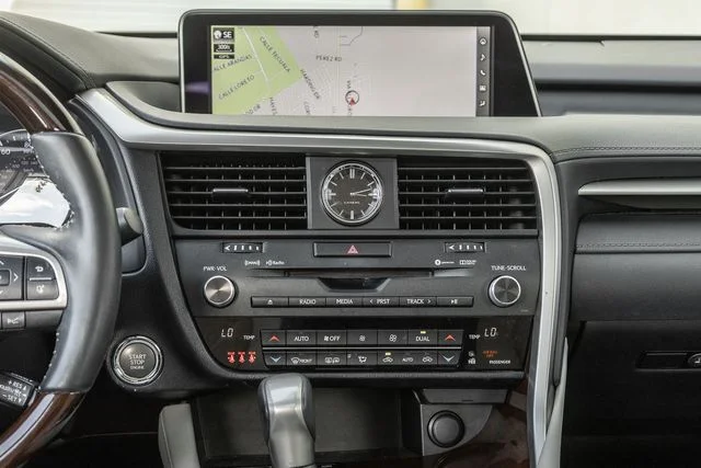 Used 2018 Atomic Silver Lexus 350 image 9