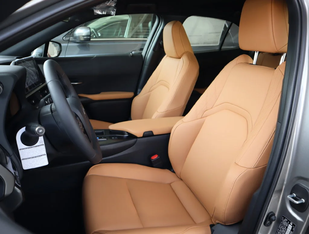 New 2026  Lexus 300h image 32