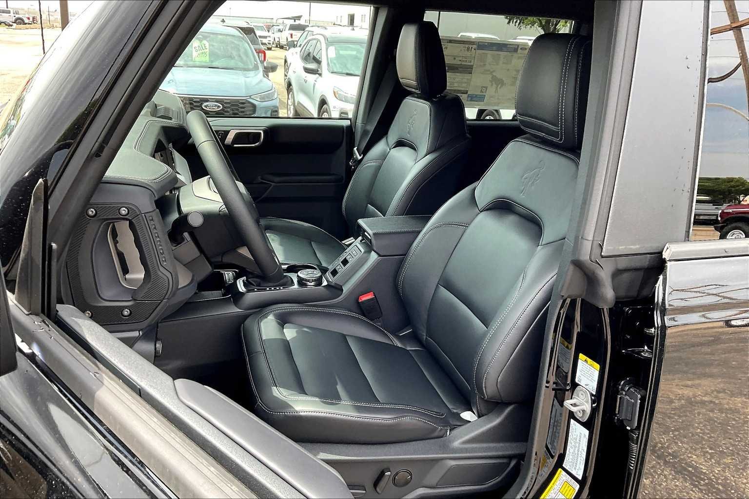 Certified Used 2025 Shadow Black Ford Outer Banks image 9