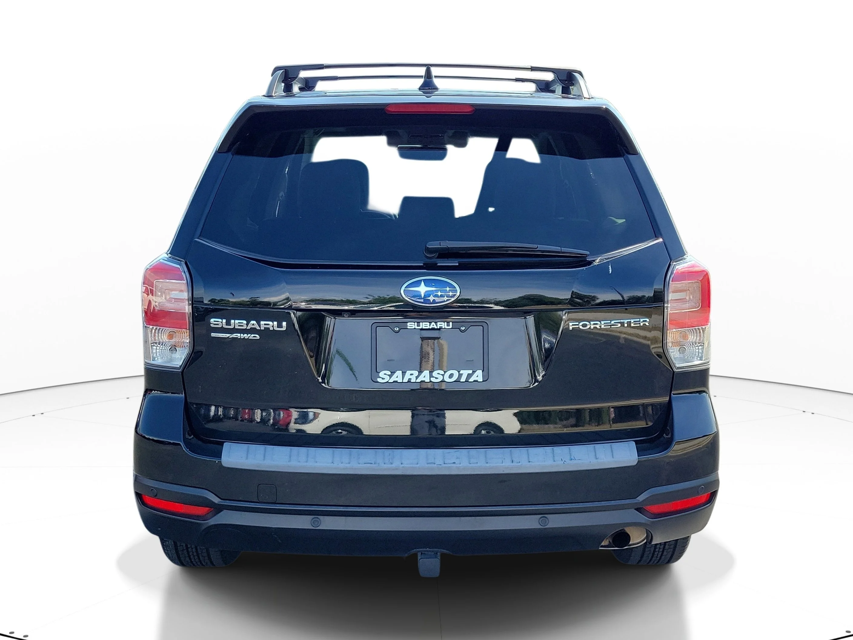 Used 2018 Crystal Black Silica Subaru Touring image 5