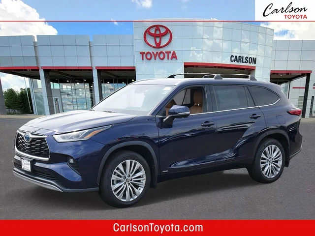 2023 Toyota Highlander Hybrid Platinum