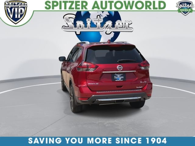 Used 2019 Red Nissan SL image 8