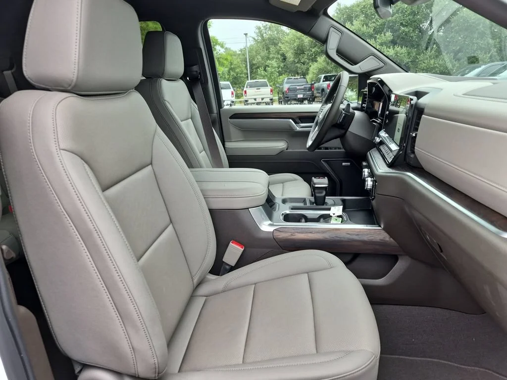 New 2026 Summit White GMC SLT image 41