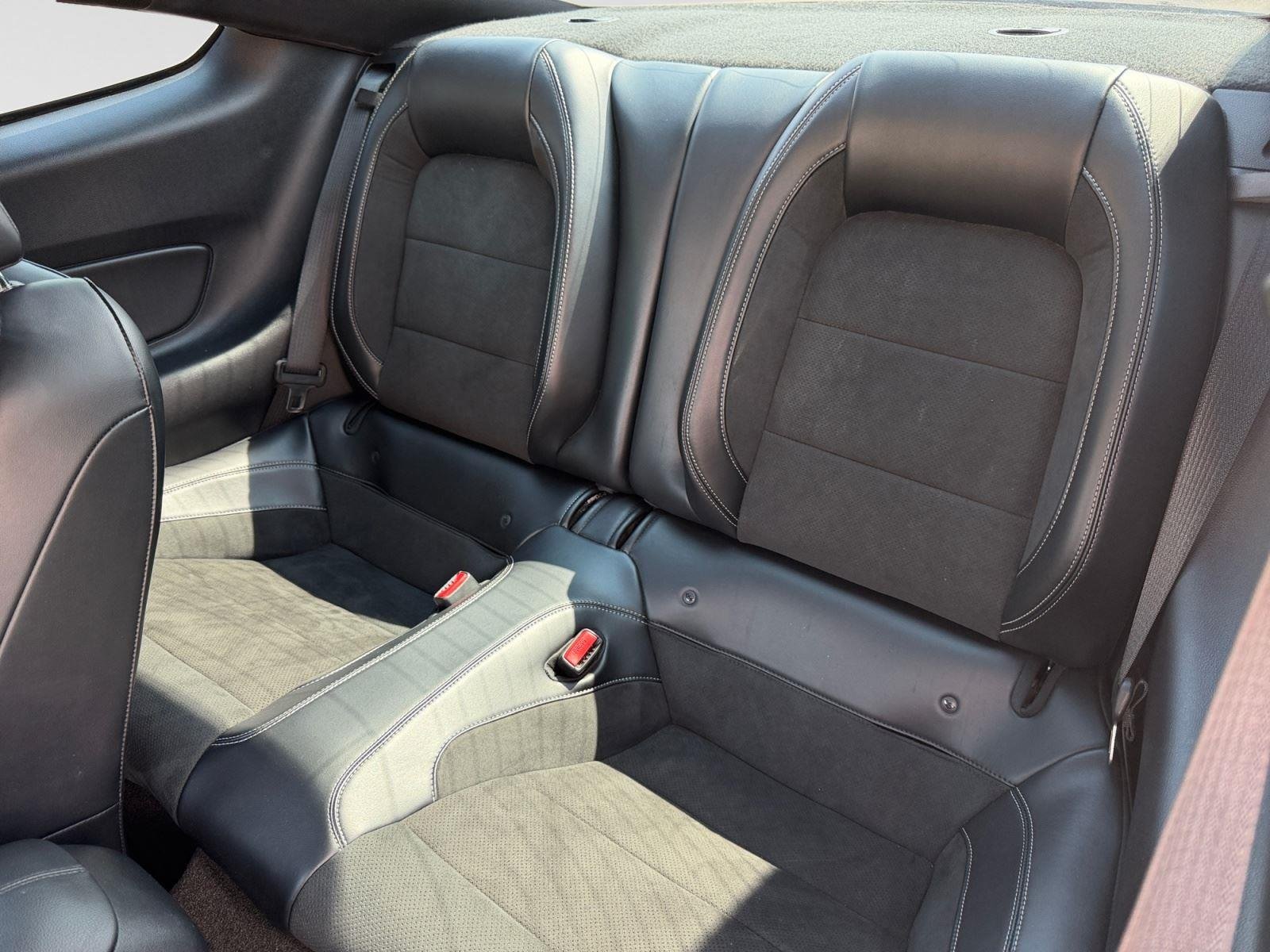 2016 Ford Mustang Shelby GT350 - Photo 13