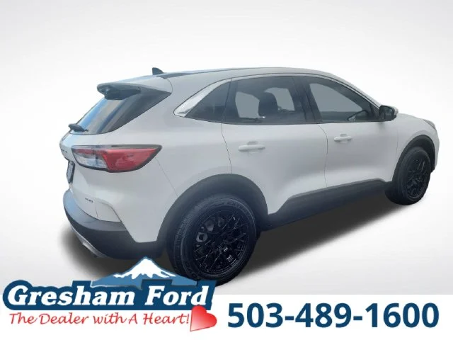 Certified Used 2021 Oxford White Ford SE image 9