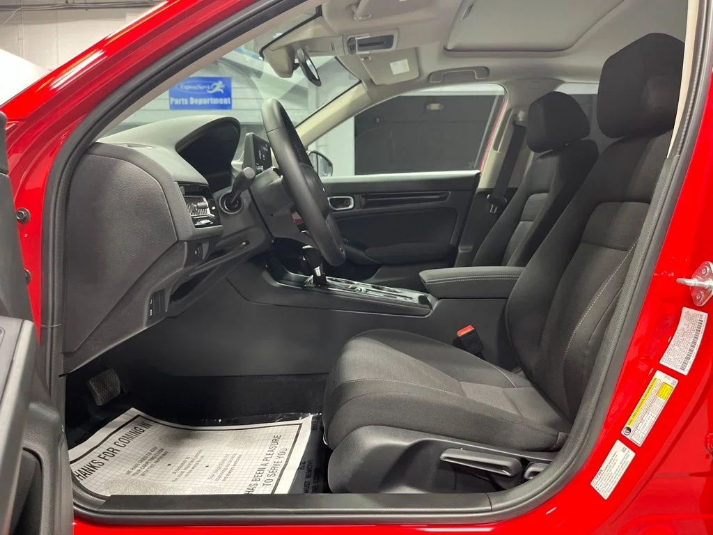 Used 2023 Rallye Red Honda EX image 11