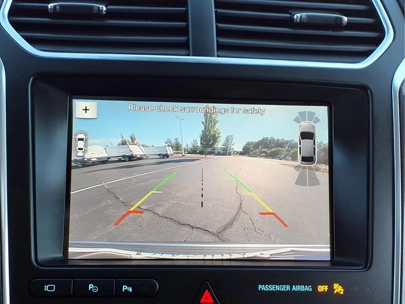Used 2018 Magnetic Ford Platinum image 24