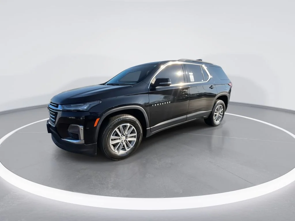 Used 2023 Black Chevrolet LT image 4