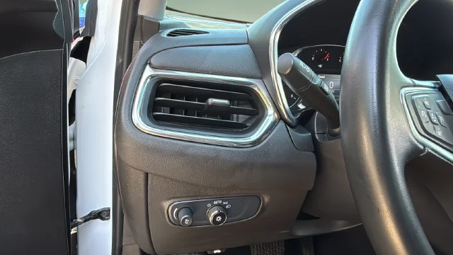 Used 2024 White Chevrolet LT image 21