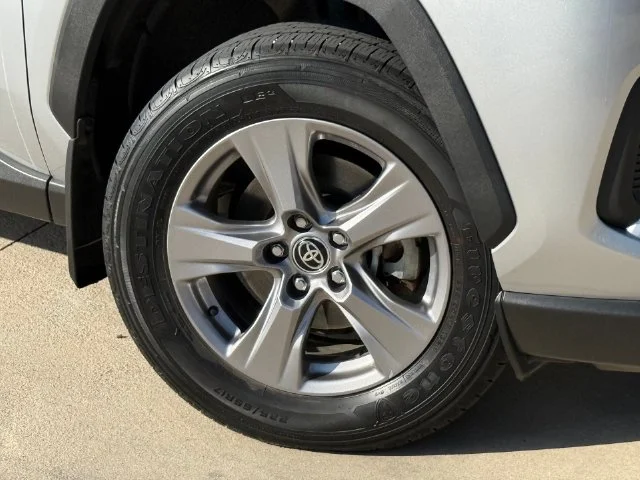 Certified Used 2024 SILVER SKY METALLIC Toyota XLE image 6