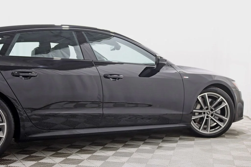 Used 2022 Black Audi 55 Prestige image 11