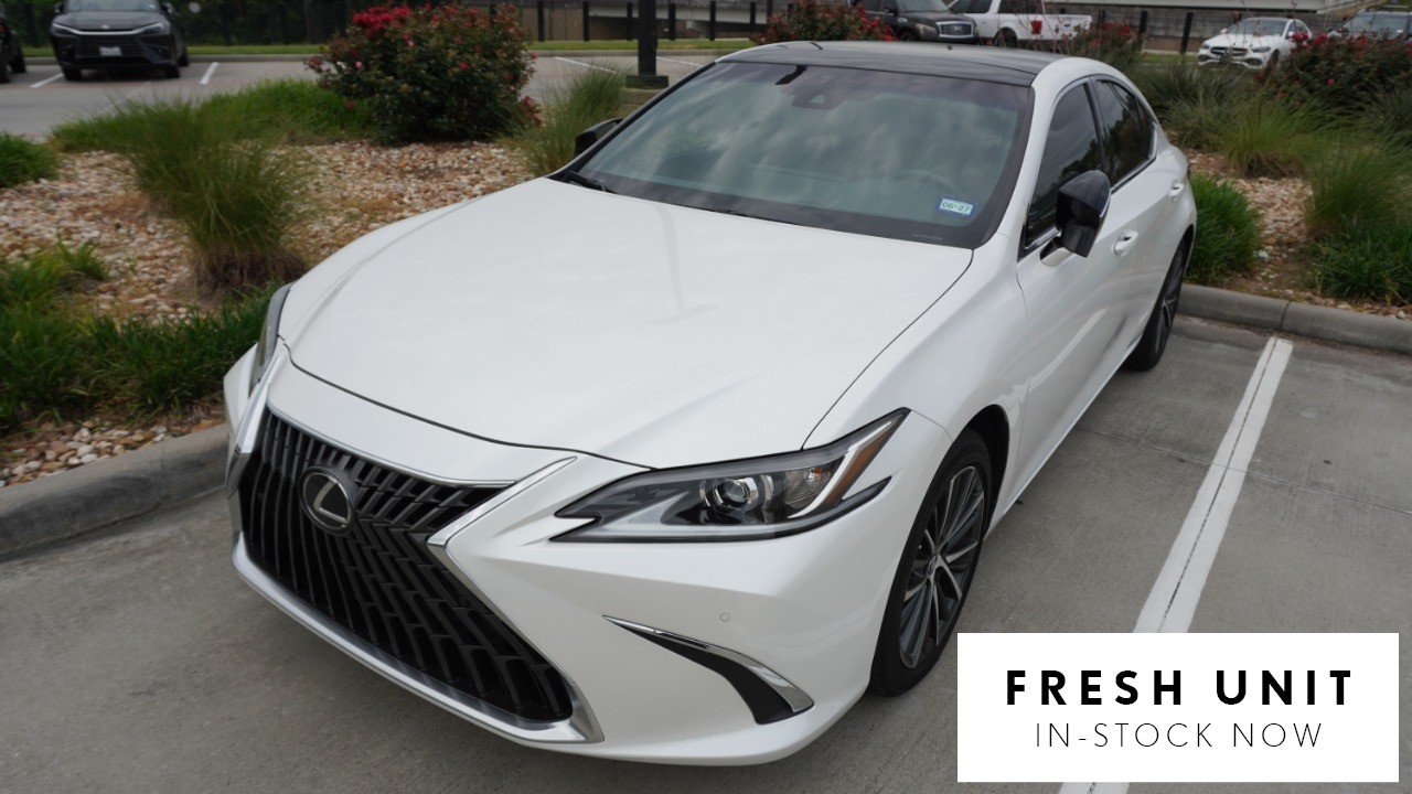 2025 Lexus ES 350 350's photo