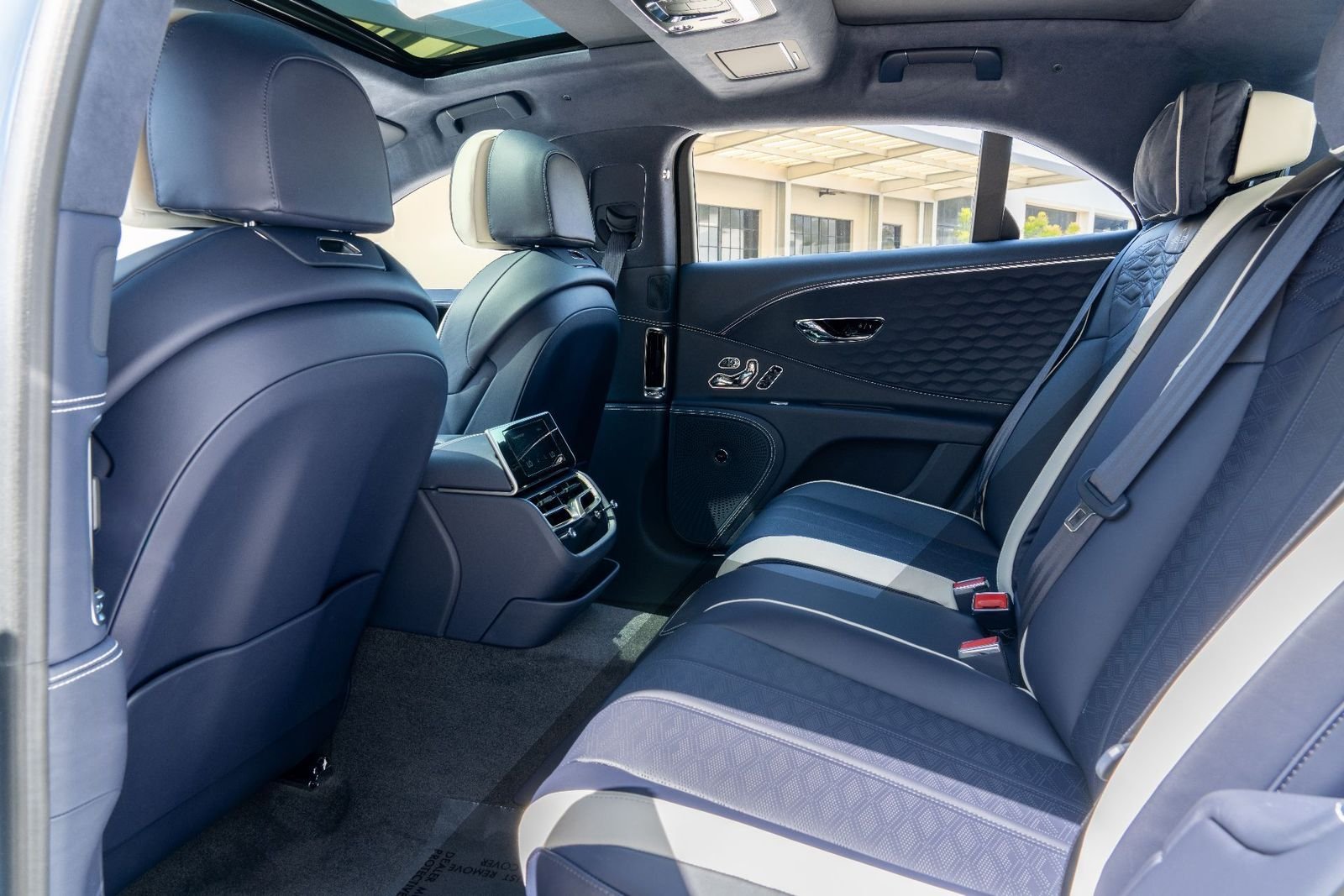 2025 Bentley Flying Spur Speed - Photo 22