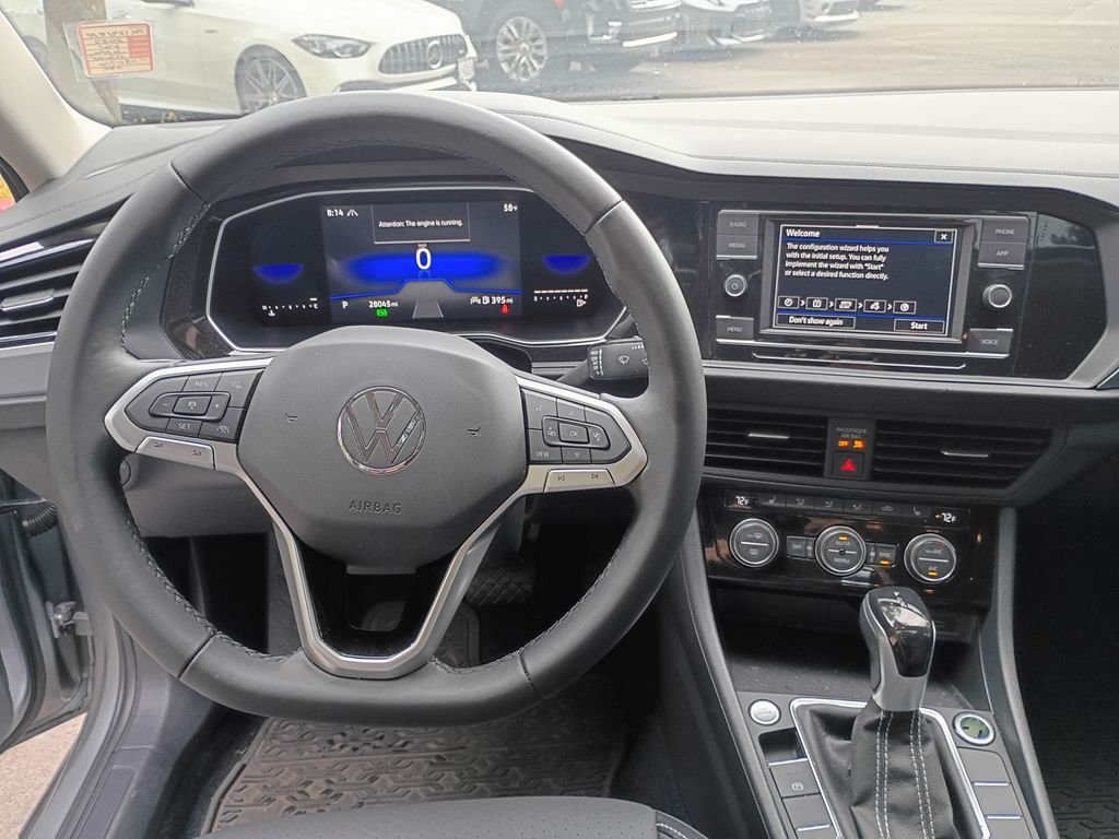 Used 2022 Silver Volkswagen 1.5T SE image 22