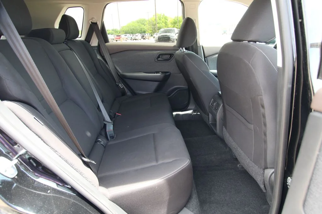 Used 2023 Black Nissan S image 9