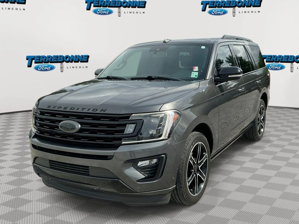 2019 Ford Expedition Limited's photo