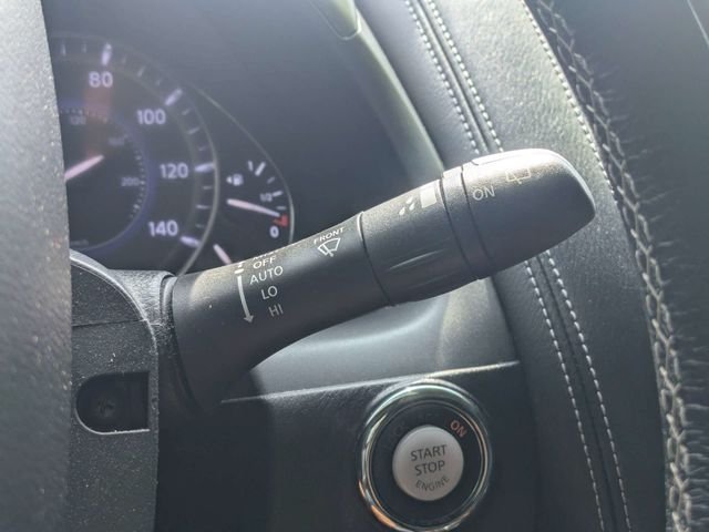 Used 2019 Black INFINITI LUXE image 30