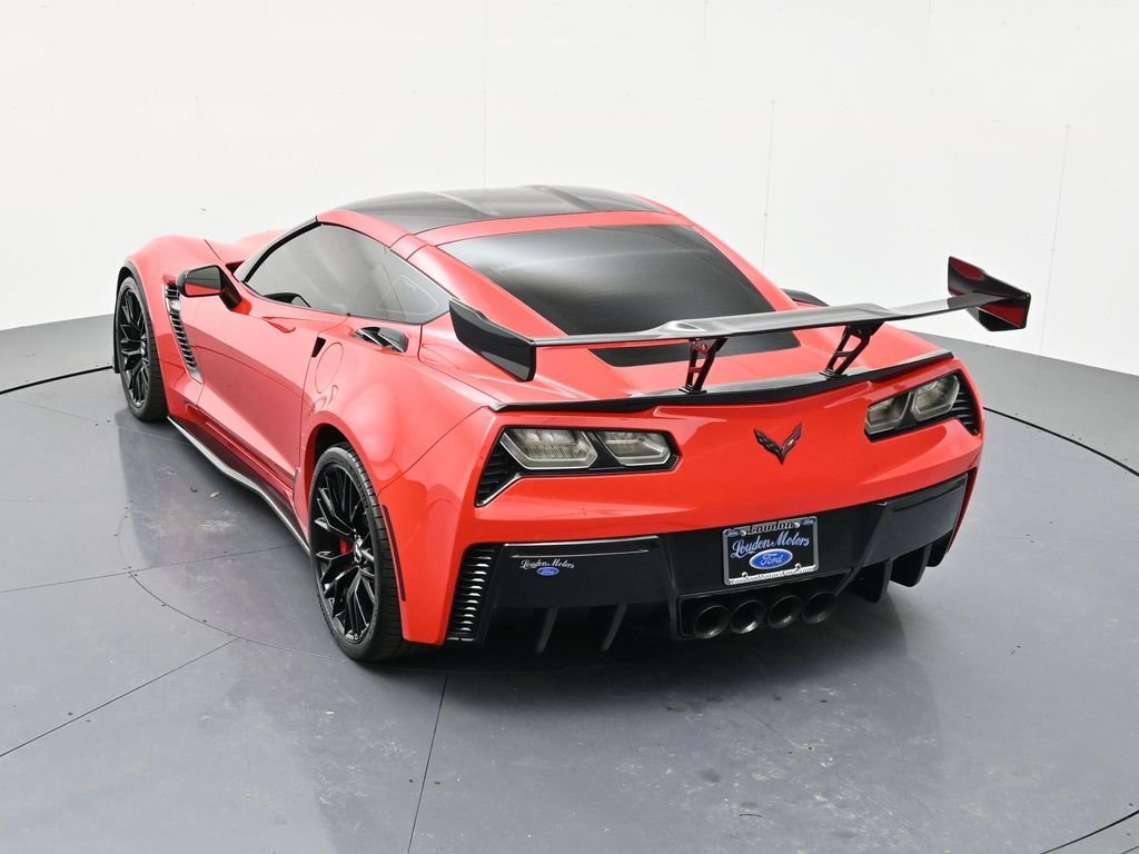Used 2015 Torch Red Chevrolet Z06 image 37