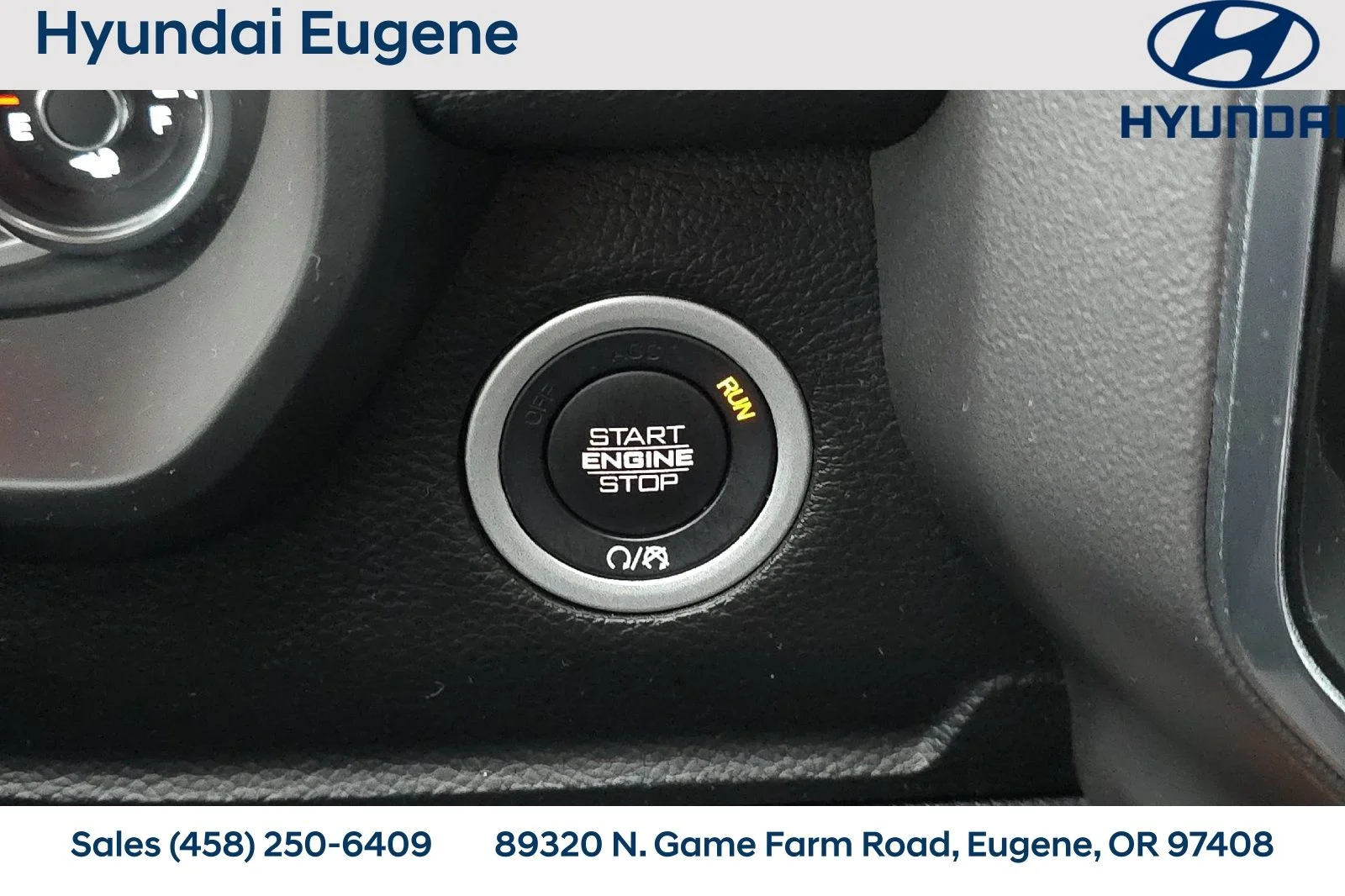 Used 2023 White Ram Laramie image 34